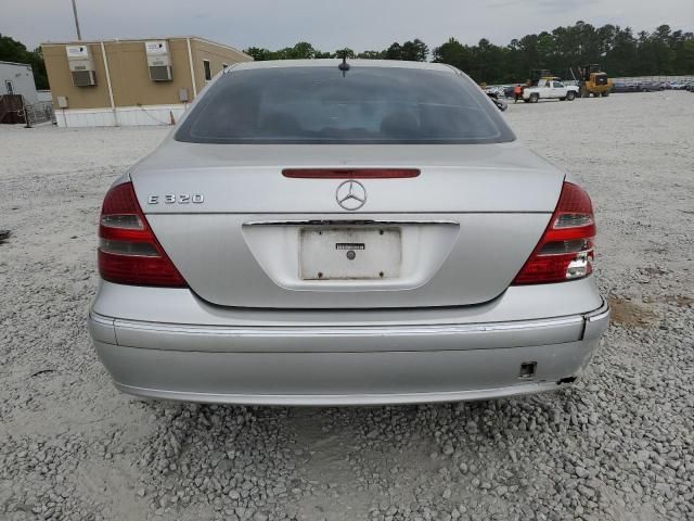 2004 Mercedes-Benz E 320