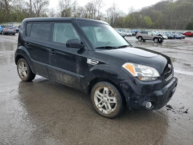 2011 KIA Soul +