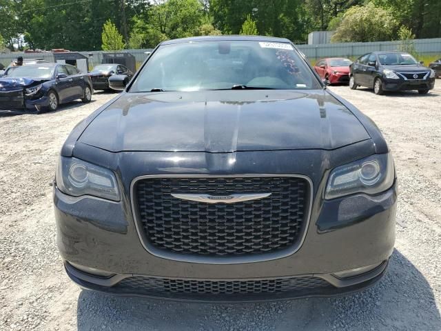 2016 Chrysler 300 S