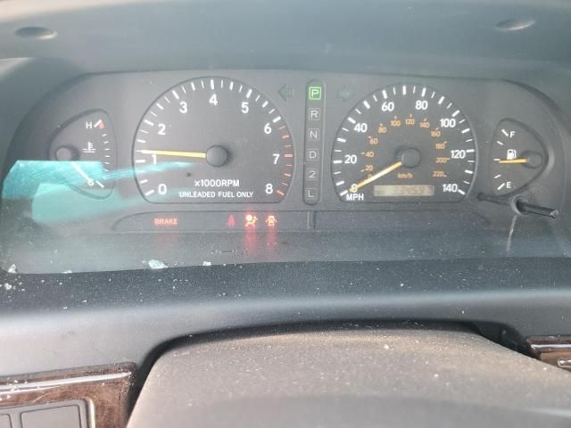 1999 Toyota Avalon XL