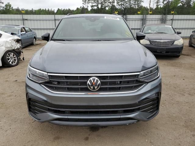 2023 Volkswagen Tiguan SE R-LINE Black