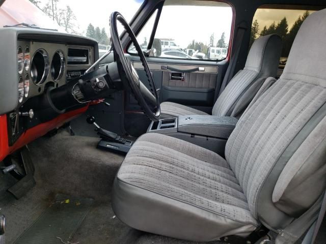 1984 Chevrolet Suburban K10