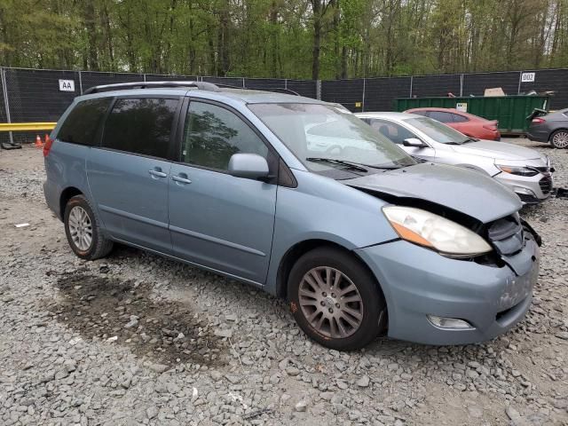 2008 Toyota Sienna XLE