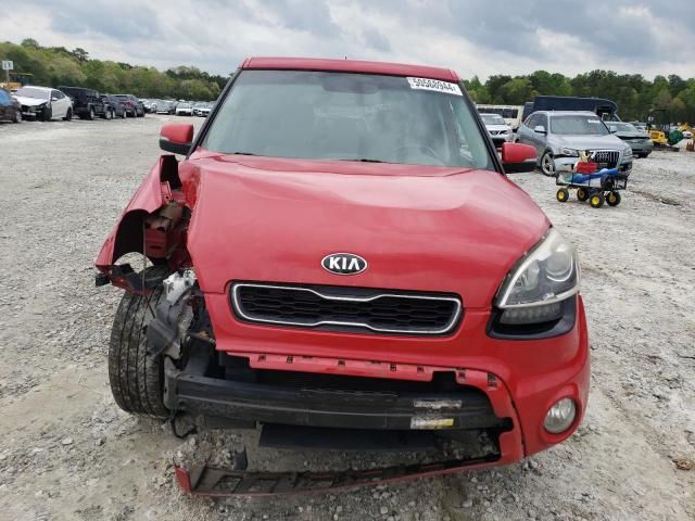 2013 KIA Soul +