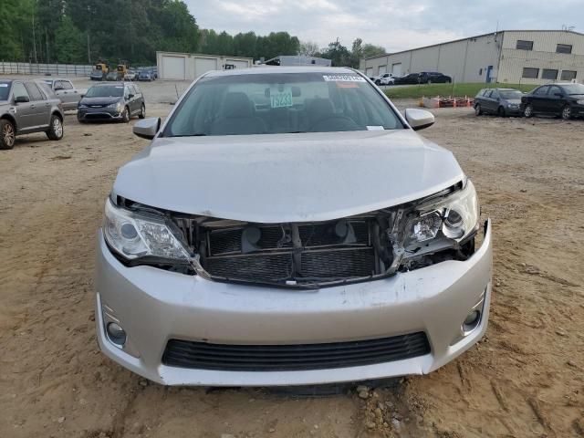 2014 Toyota Camry Hybrid