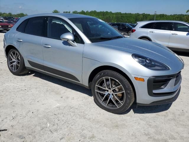 2023 Porsche Macan Base