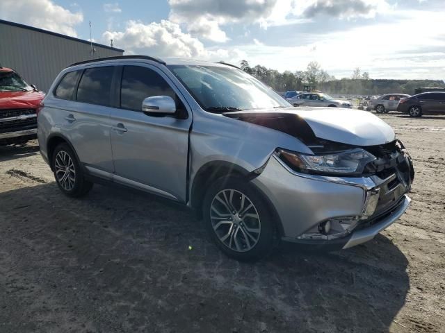 2016 Mitsubishi Outlander SE