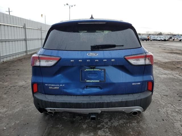 2022 Ford Escape Titanium