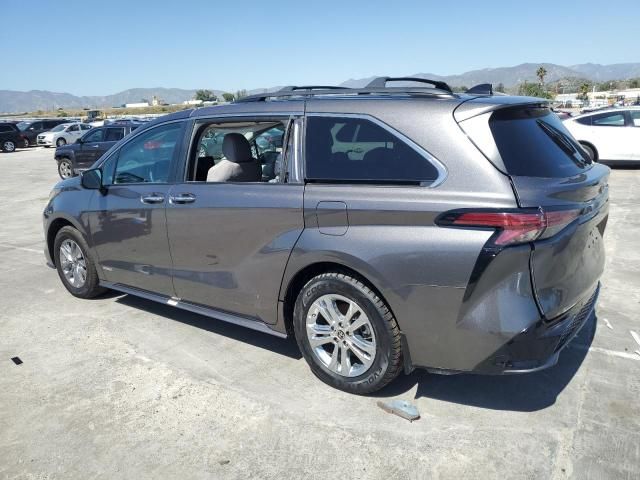 2021 Toyota Sienna XLE