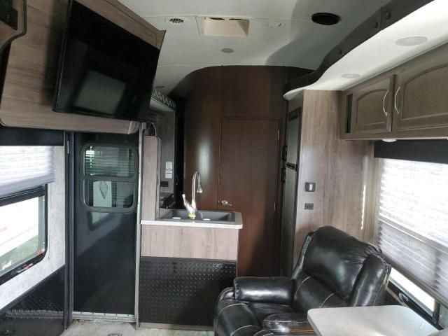 2018 Winnebago Spyder