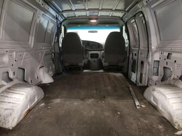 2002 Ford Econoline E350 Super Duty Van