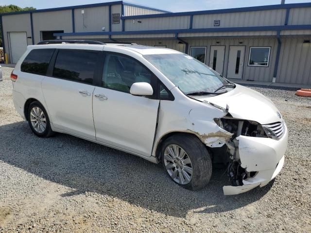 2011 Toyota Sienna XLE