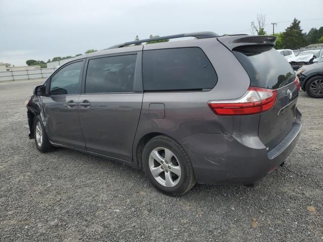 2015 Toyota Sienna LE