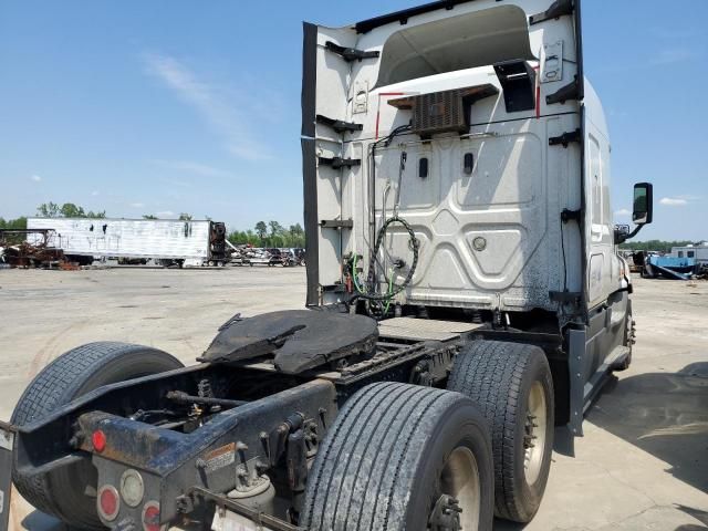 2016 Freightliner Cascadia 125