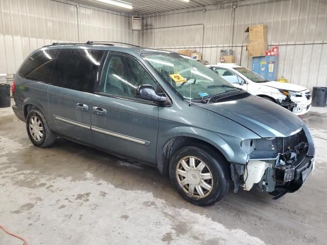 2007 Chrysler Town & Country Touring