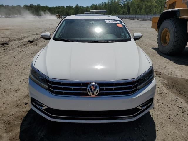 2016 Volkswagen Passat SE