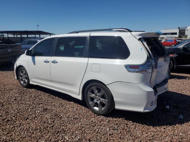 2014 Toyota Sienna Sport