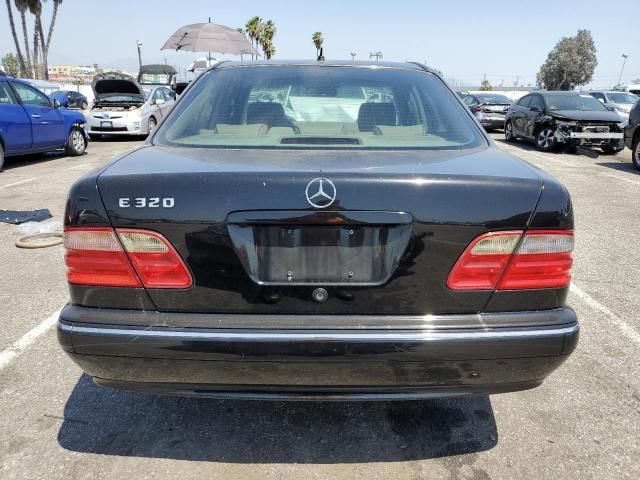 2000 Mercedes-Benz E 320