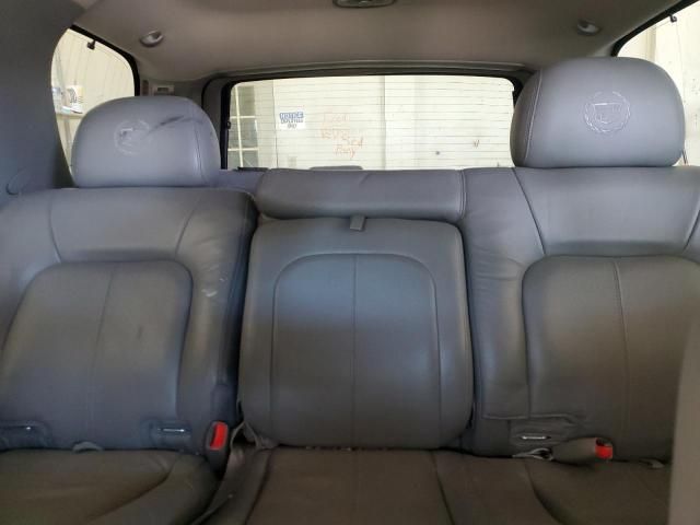 2002 Cadillac Escalade Luxury