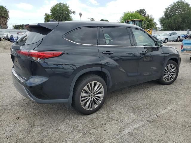 2022 Toyota Highlander Platinum