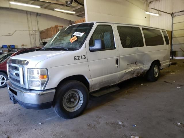 2013 Ford Econoline E350 Super Duty Wagon