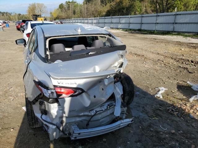 2020 Nissan Versa SR