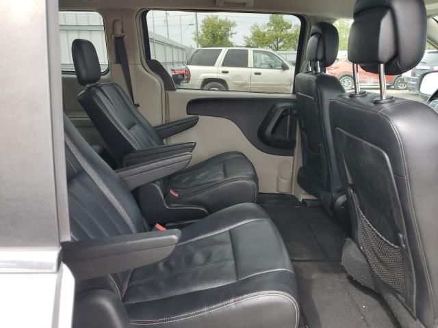 2015 Chrysler Town & Country Touring