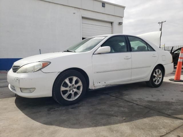 2005 Toyota Camry LE