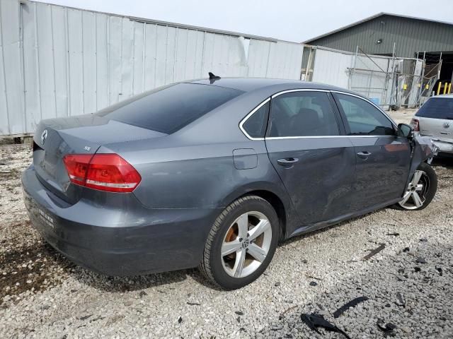 2013 Volkswagen Passat SE