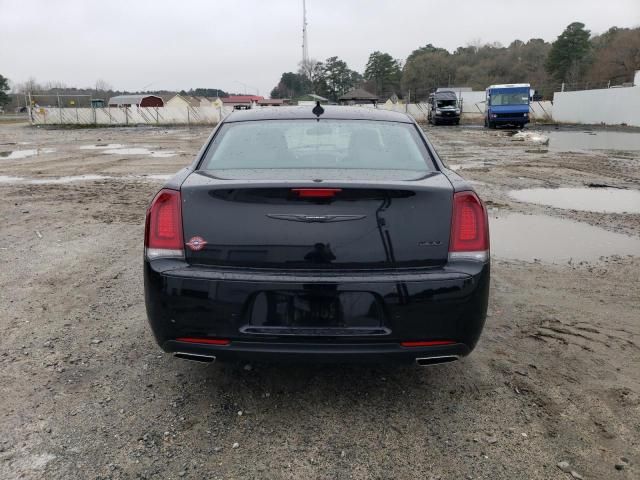 2022 Chrysler 300 Touring L