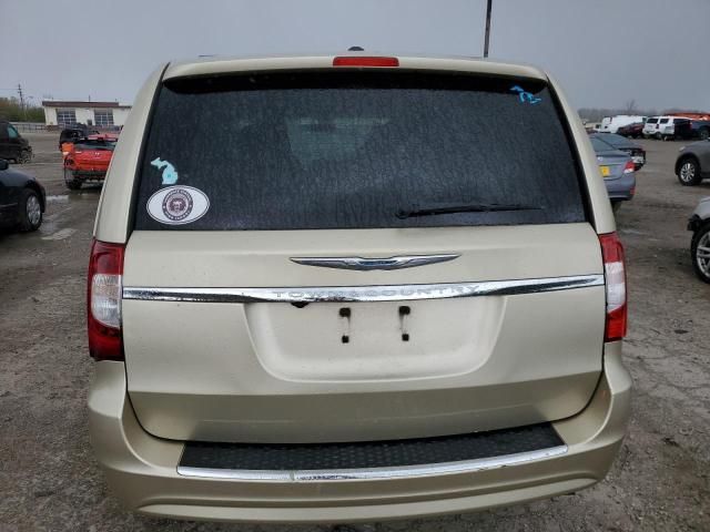 2011 Chrysler Town & Country Touring L