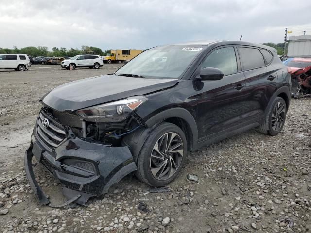 2016 Hyundai Tucson SE