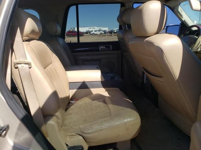 2005 Lincoln Navigator