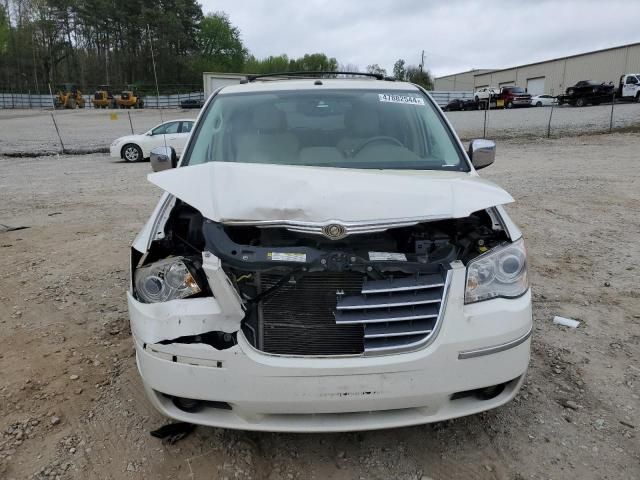 2008 Chrysler Town & Country Limited