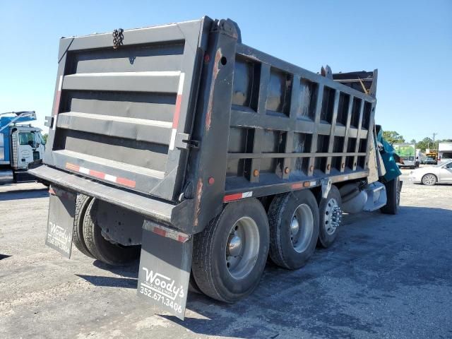 1999 Peterbilt 379