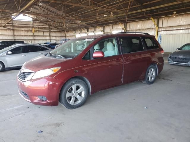 2011 Toyota Sienna LE