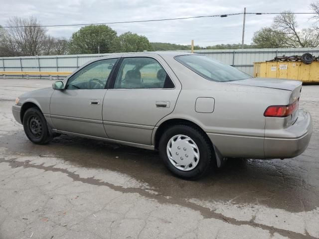 1999 Toyota Camry LE