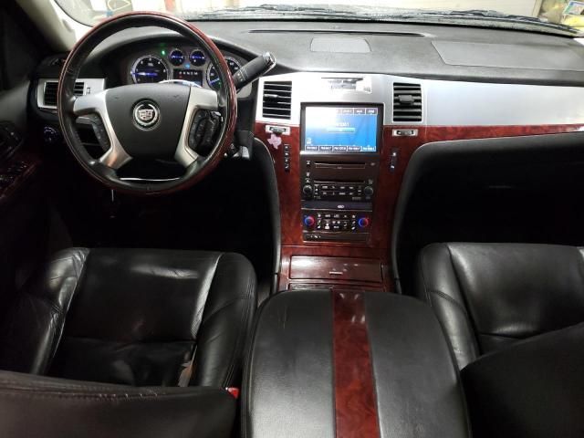 2010 Cadillac Escalade Luxury