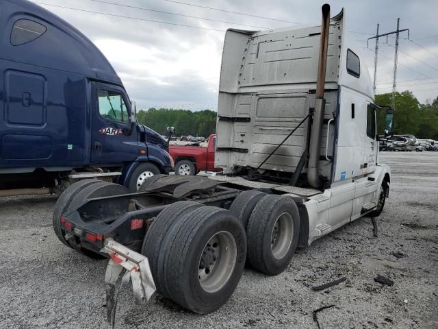 2013 Volvo VN VNL