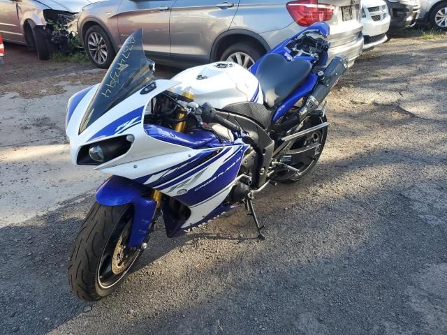 2014 Yamaha YZFR1