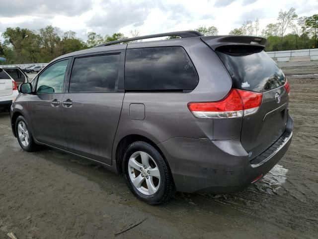 2011 Toyota Sienna LE