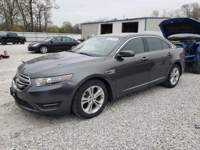 2016 Ford Taurus SEL