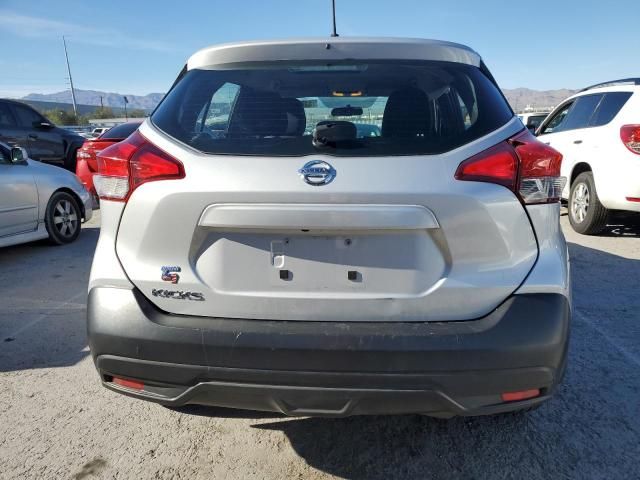 2019 Nissan Kicks S