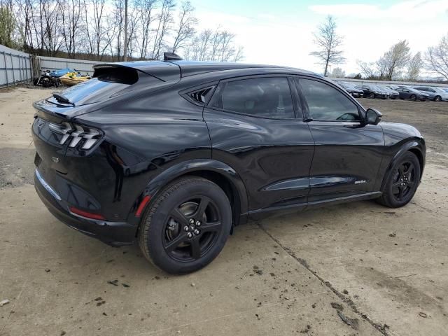 2021 Ford Mustang MACH-E California Route 1