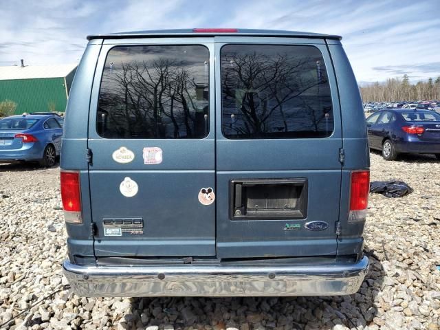 2014 Ford Econoline E350 Super Duty Wagon