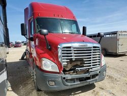Salvage cars for sale from Copart Columbia, MO: 2016 Freightliner Cascadia 125