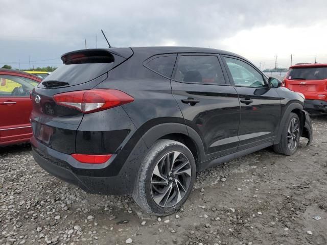 2016 Hyundai Tucson SE