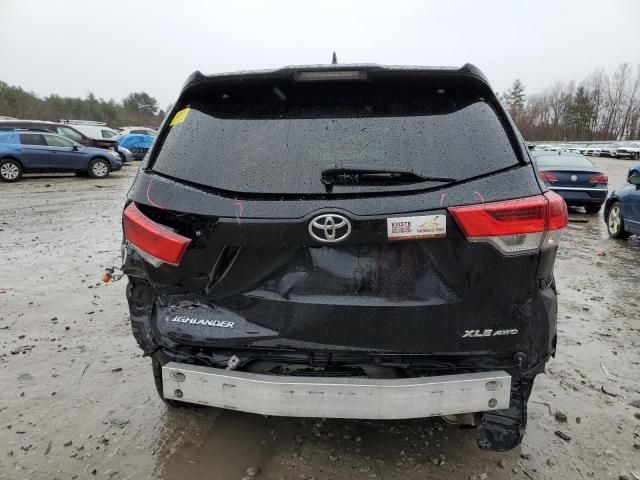 2019 Toyota Highlander SE