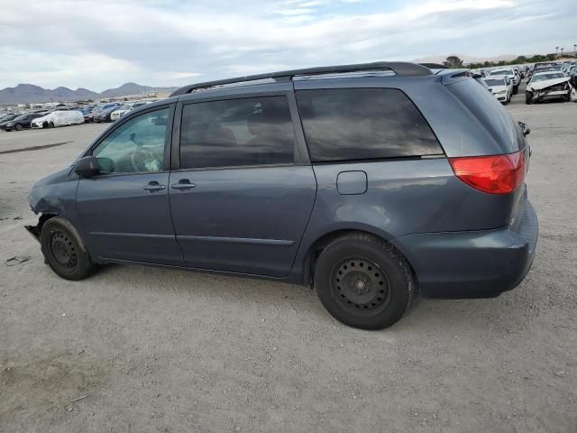 2010 Toyota Sienna CE