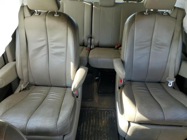 2013 Toyota Sienna XLE